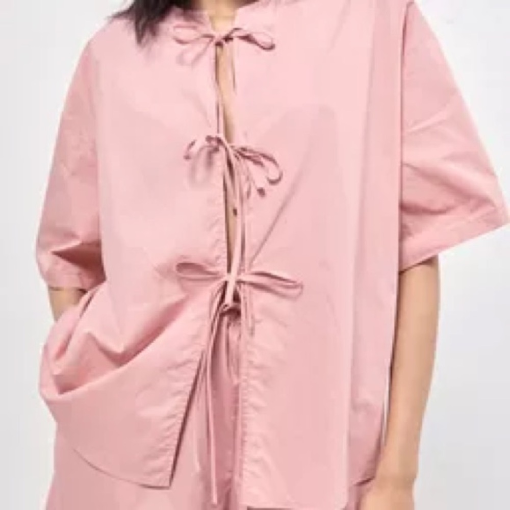 Vrg Grl Women's Top with Tie Details